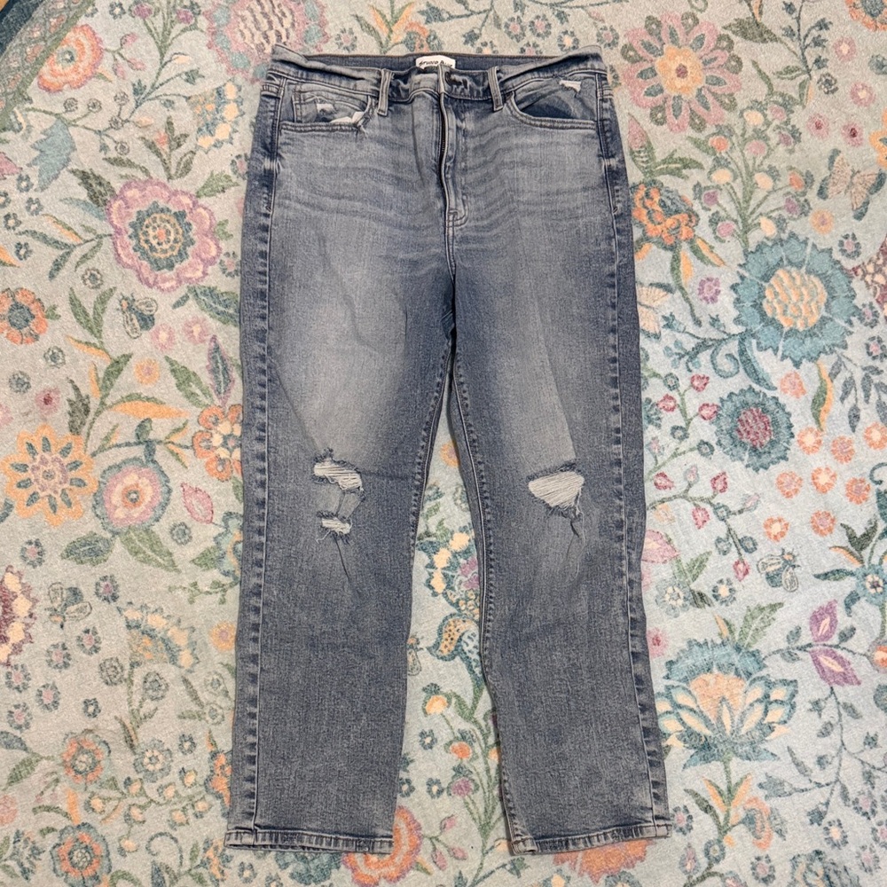 Women's Distressed Light Wash Jeans